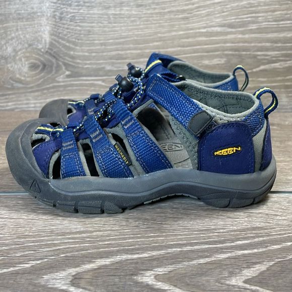 Keen Newport H2 Waterproof Blue Depths Gargoyle Toddler Boy Sz 12 Hiking Sandals - Picture 3 of 10